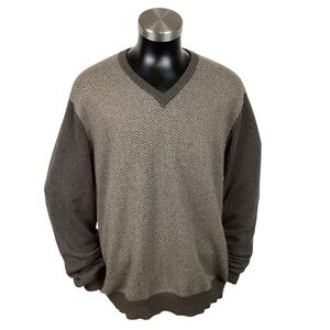Joseph & Lyman Herringbone Cashmere V Neck Sweater Brown